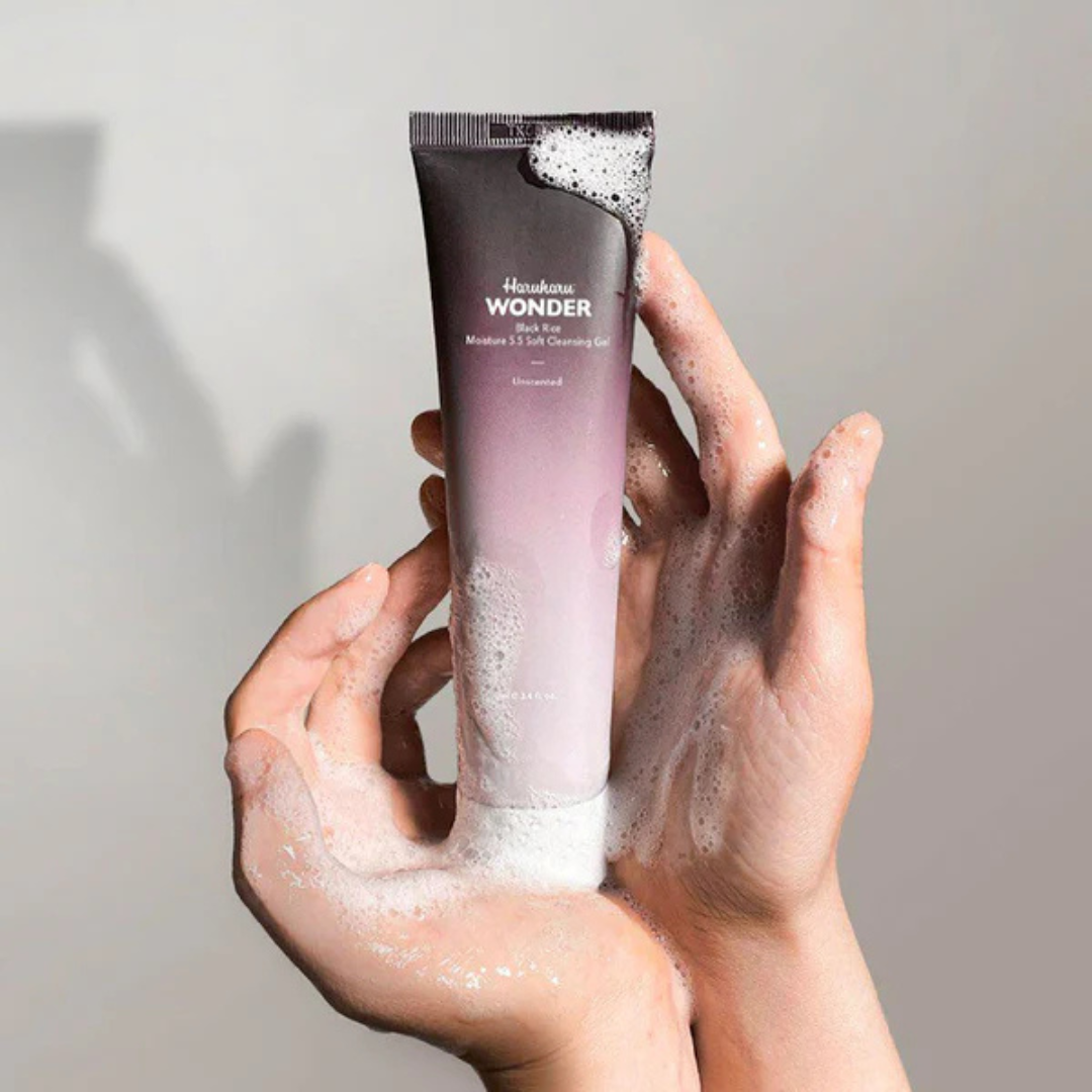 Black Rice Moisture 5.5 Soft Cleansing Gel 100ml