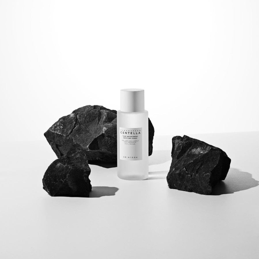 Madagascar Centella Tone Brightening Boosting Toner 210 ml