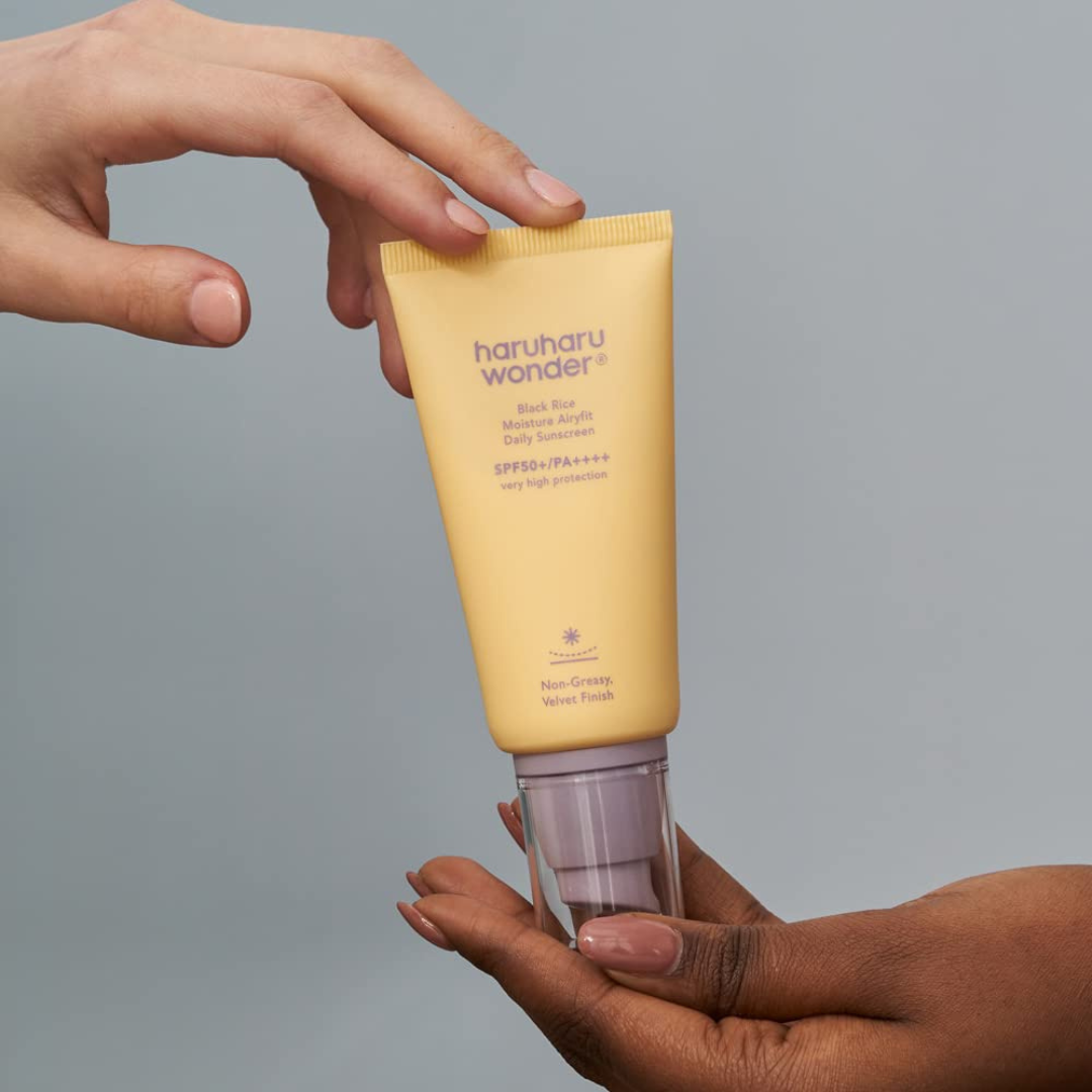 Black Rice Moisture Airyfit Daily Sunscreen SPF50+/PA++++  50ml - Balmglam