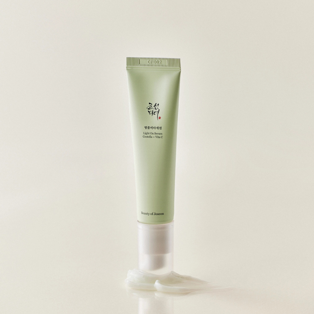 Beauty of Joseon Light On Serum Centella + Vita C 30ml – Κορεάτικος ορός προσώπου με βιταμίνη C και σεντέλα για λάμψη, σε κίτρινο σωληνάριο με αντλία.Light On Serum Centella + Vita C 30ml - Balmglam