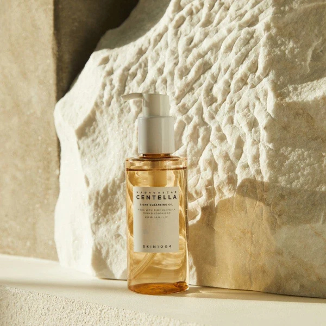 Madagascar Centella Light Cleansing Oil 200ml - Balmglam