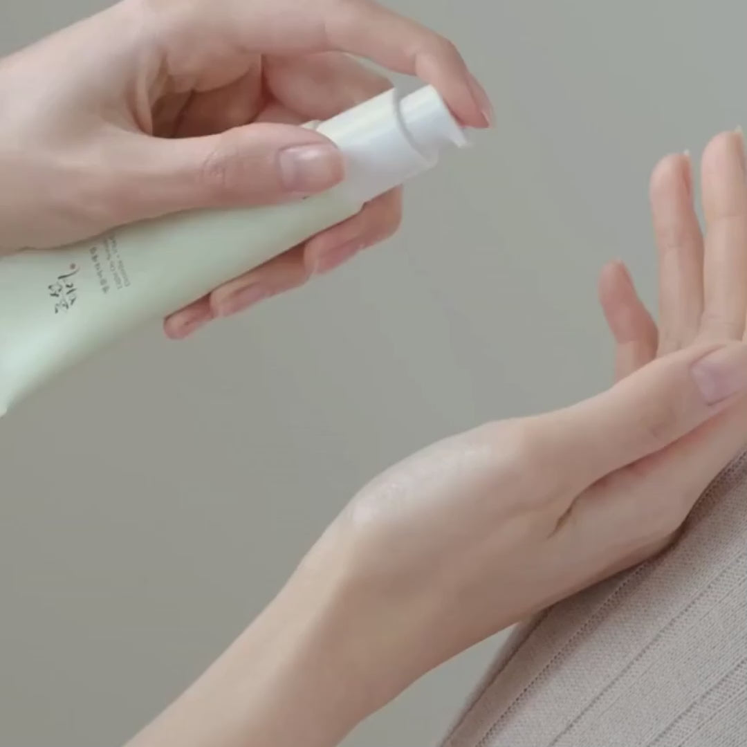 Αντιοξειδωτικός ορός με βιταμίνη C Beauty of Joseon Light On Serum Centella + Vita C 30ml για κηλίδες και πανάδες.